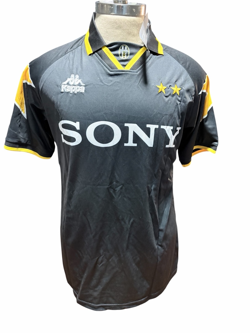 Sony Kappa Juventus Black & Yellow Men’s Football Shirt XL